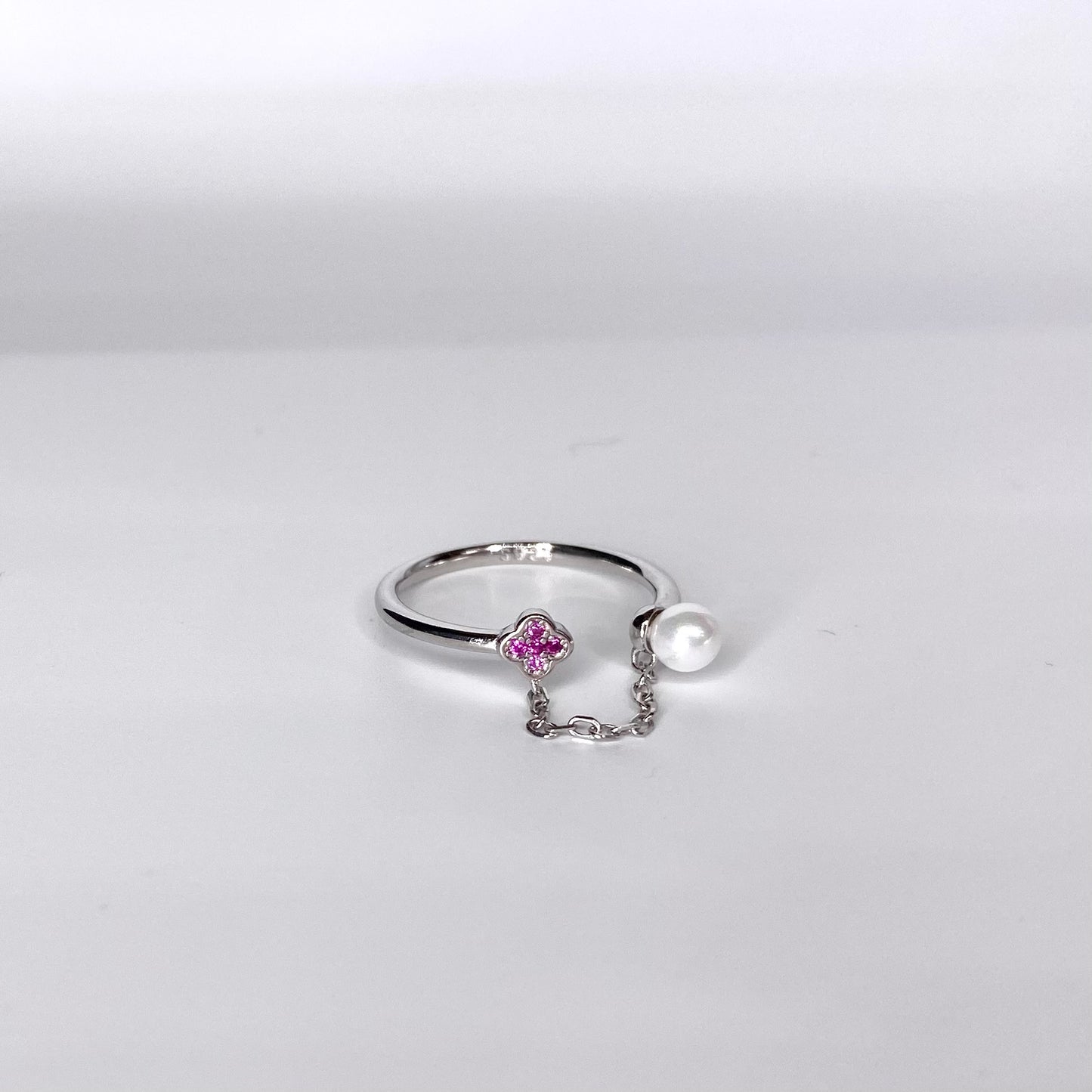 Inel perla trifoi rosu lant Bijuterii din argint Bijuterii din aur Cercei Bratari Pandantive Coliere Bijuterii de lux Bijuterii pentru ocazii speciale Cadouri bijuterii Bijuterii pentru nunti Bijuterii pentru femei
Bijuterii din pietre semipretioase Accesorii bijuterii Reduceri bijuterii
Bijuterii femei Bijuterii argint925 Inel argint Inel cu perle Bijuterii mireasa
Bijuterii moderne Inele logodna Accesorii femei Outfit Cadou 1 Martie Cadou ziua indragostitilor Idei Cadouri Valentine’s Day