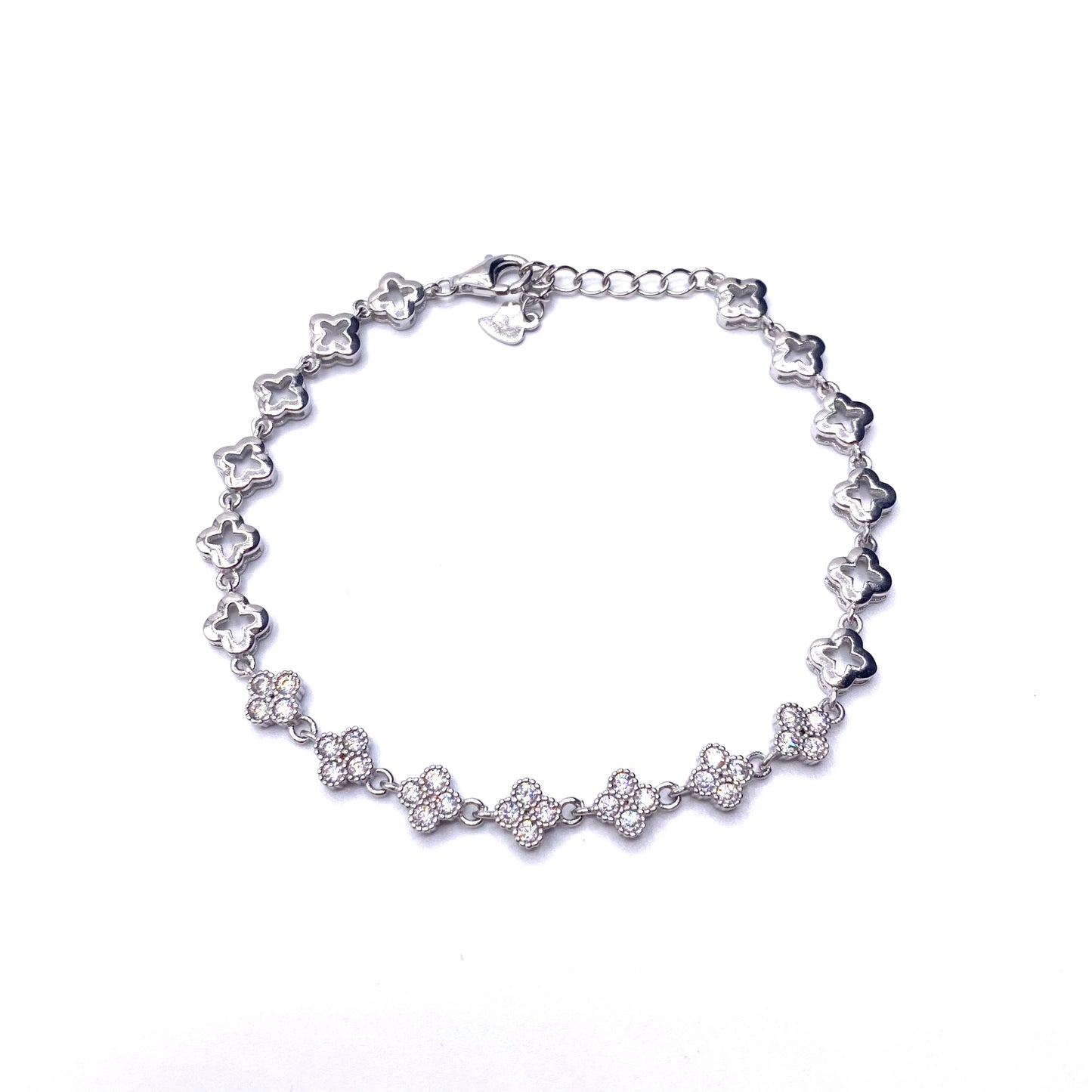 Bratara trifoi Bijuterii din argint Bijuterii aur Cercei Bratari Pandantive Coliere Bijuterii de lux Bijuterii pentru ocazii Cadouri bijuterii Bijuterii pentru nunti Bijuterii pentru femei
Bijuterii pietre semipretioase Accesorii bijuterii Accesorii festival
Bijuterii femei Bijuterii argint925 Inel argint Inel cu perle Bijuterii mireasa
Bijuterii vara Bijuterii vara 2025 Accesorii femei Cadou Bijuterii evil eye Bijuterii scoica Bijuterii stea de mare Bijuterii vacanta Bijuterii ochi albastru