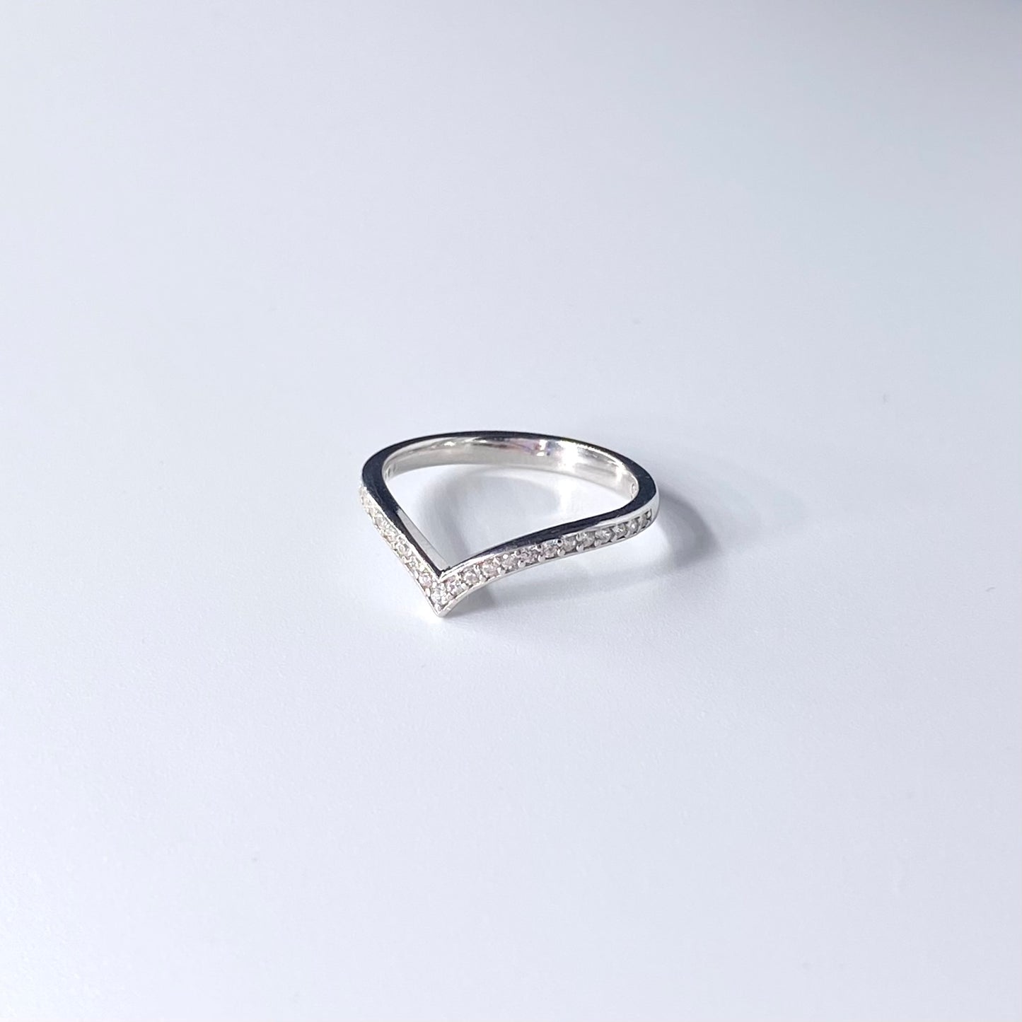 Inel in V zirconii Bijuterii din argint Bijuterii din aur Cercei Bratari Pandantive Coliere Bijuterii de lux Bijuterii pentru ocazii speciale Cadouri bijuterii Bijuterii pentru nunti Bijuterii pentru femei
Bijuterii din pietre semipretioase Accesorii bijuterii Reduceri bijuterii
Bijuterii femei  Bijuterii argint925 Inel argint Inel cu perle Bijuterii mireasa
Bijuterii moderne Inele logodna Accesorii femei Outfit Cadou 1 Martie Cadou ziua indragostitilor Idei Cadouri Valentine’s Day 