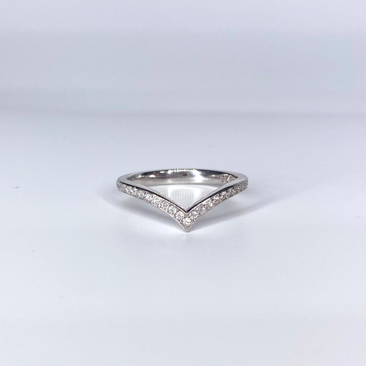 Inel in V zirconii Bijuterii din argint Bijuterii din aur Cercei Bratari Pandantive Coliere Bijuterii de lux Bijuterii pentru ocazii speciale Cadouri bijuterii Bijuterii pentru nunti Bijuterii pentru femei
Bijuterii din pietre semipretioase Accesorii bijuterii Reduceri bijuterii
Bijuterii femei  Bijuterii argint925 Inel argint Inel cu perle Bijuterii mireasa
Bijuterii moderne Inele logodna Accesorii femei Outfit Cadou 1 Martie Cadou ziua indragostitilor Idei Cadouri Valentine’s Day 