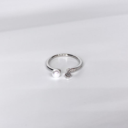 Inel perla si trifoi atarnat reglabil Bijuterii din argint Bijuterii din aur Cercei Bratari Pandantive Coliere Bijuterii de lux Bijuterii pentru ocazii speciale Cadouri bijuterii Bijuterii pentru nunti Bijuterii pentru femei
Bijuterii din pietre semipretioase Accesorii bijuterii Reduceri bijuterii
Bijuterii femei  Bijuterii argint925 Inel argint Inel cu perle Bijuterii mireasa
Bijuterii moderne Inele logodna Accesorii femei Outfit Cadou 1 Martie Cadou ziua indragostitilor Idei Cadouri Valentine’s Day 