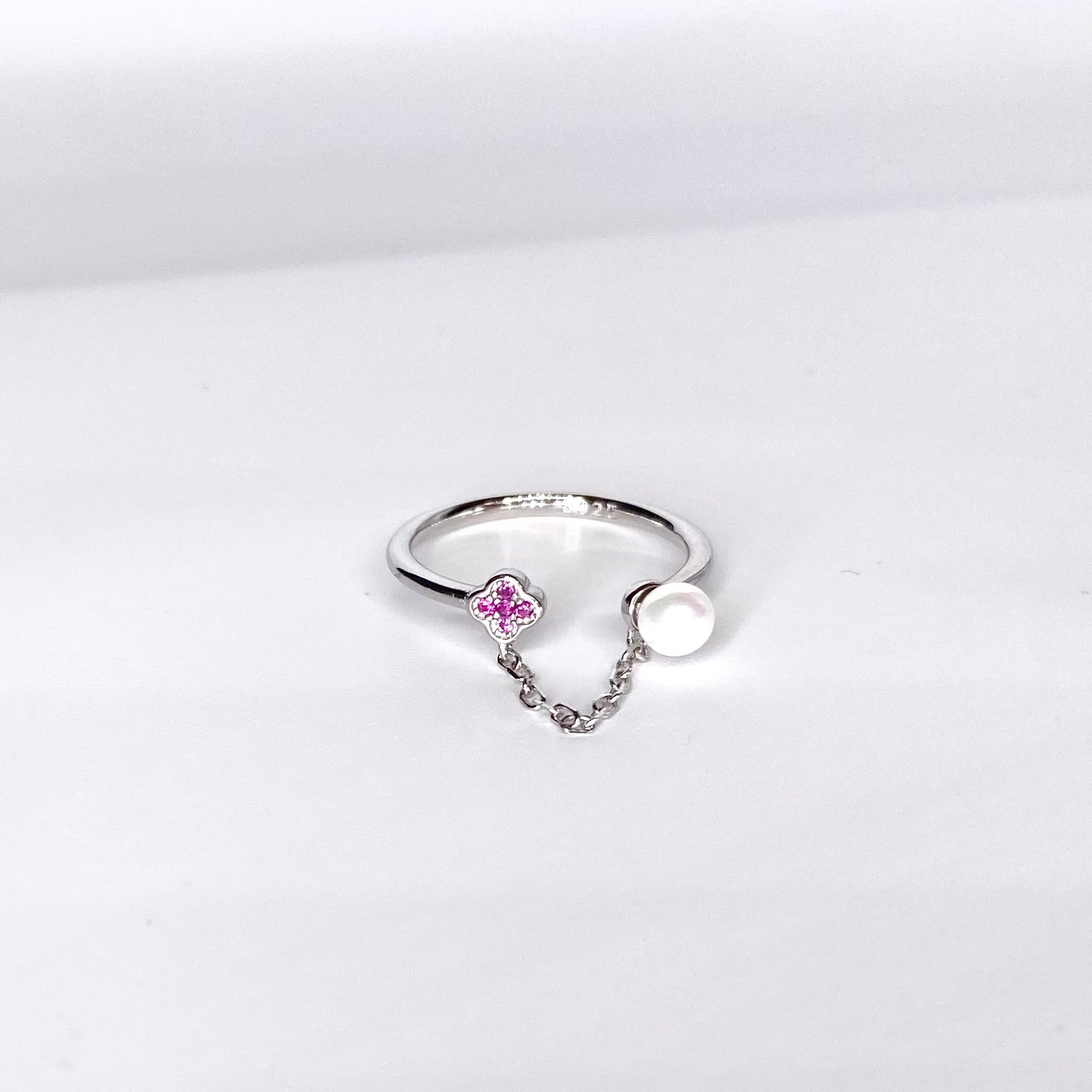 Inel perla trifoi rosu lant Bijuterii din argint Bijuterii din aur Cercei Bratari Pandantive Coliere Bijuterii de lux Bijuterii pentru ocazii speciale Cadouri bijuterii Bijuterii pentru nunti Bijuterii pentru femei
Bijuterii din pietre semipretioase Accesorii bijuterii Reduceri bijuterii
Bijuterii femei  Bijuterii argint925 Inel argint Inel cu perle Bijuterii mireasa
Bijuterii moderne Inele logodna Accesorii femei Outfit Cadou 1 Martie Cadou ziua indragostitilor Idei Cadouri Valentine’s Day 