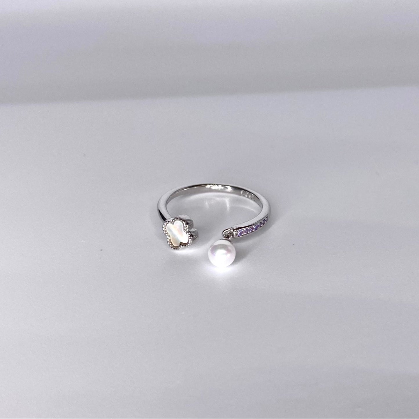 Inel perla si trifoi sidef