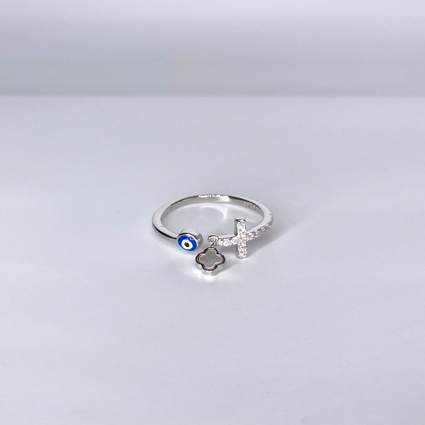 Inel cruce ochi grecesc trifoi Bijuterii din argint Bijuterii din aur Cercei Bratari Pandantive Coliere Bijuterii de lux Bijuterii pentru ocazii speciale Cadouri bijuterii Bijuterii pentru nunti Bijuterii pentru femei
Bijuterii din pietre semipretioase Accesorii bijuterii Reduceri bijuterii
Bijuterii femei  Bijuterii argint925 Inel argint Inel cu perle Bijuterii mireasa
Bijuterii moderne Inele logodna Accesorii femei Outfit Cadou 1 Martie Cadou ziua indragostitilor Idei Cadouri Valentine's Day