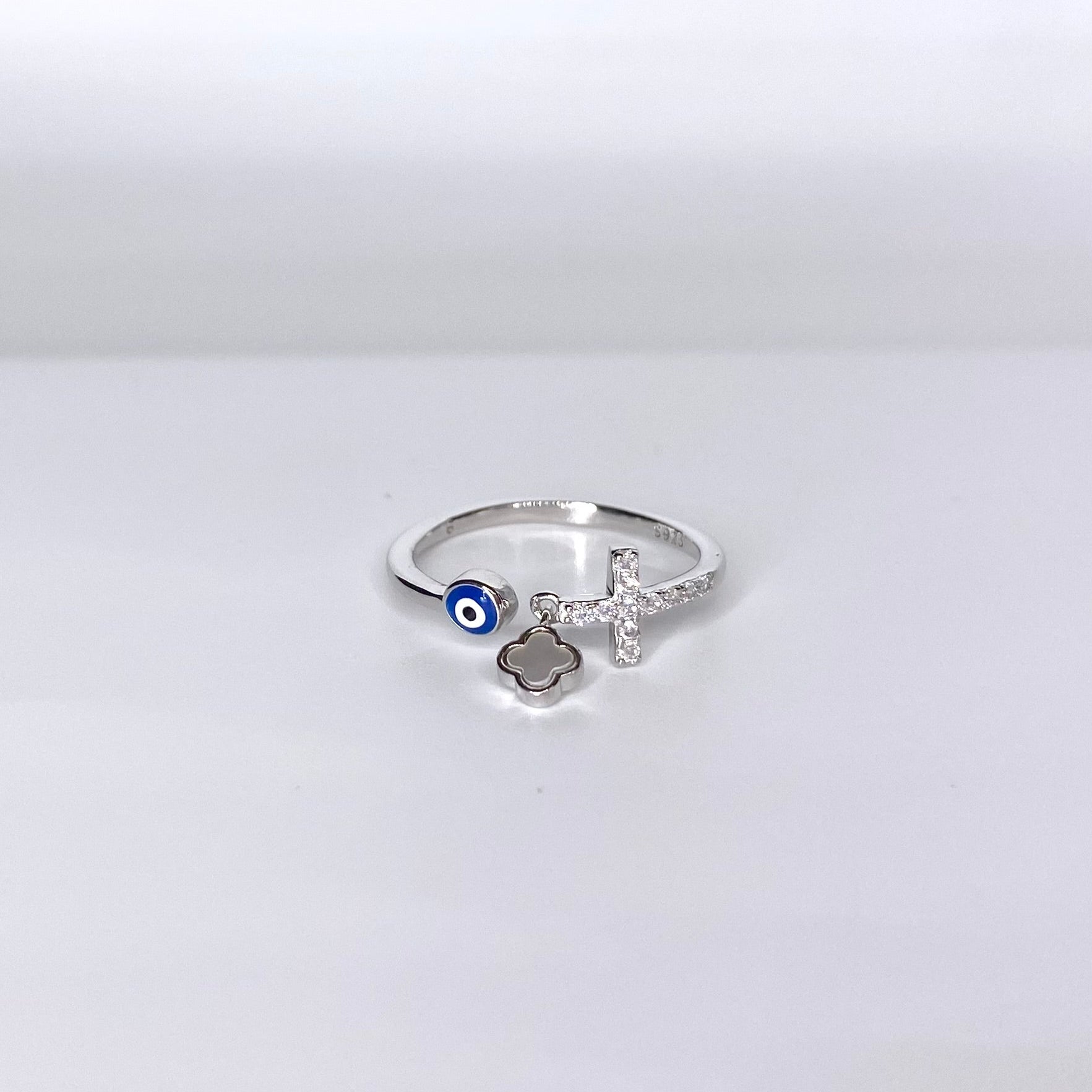 Inel cruce ochi grecesc trifoi Bijuterii din argint Bijuterii din aur Cercei Bratari Pandantive Coliere Bijuterii de lux Bijuterii pentru ocazii speciale Cadouri bijuterii Bijuterii pentru nunti Bijuterii pentru femei
Bijuterii din pietre semipretioase Accesorii bijuterii Reduceri bijuterii
Bijuterii femei  Bijuterii argint925 Inel argint Inel cu perle Bijuterii mireasa
Bijuterii moderne Inele logodna Accesorii femei Outfit Cadou 1 Martie Cadou ziua indragostitilor Idei Cadouri Valentine's Day