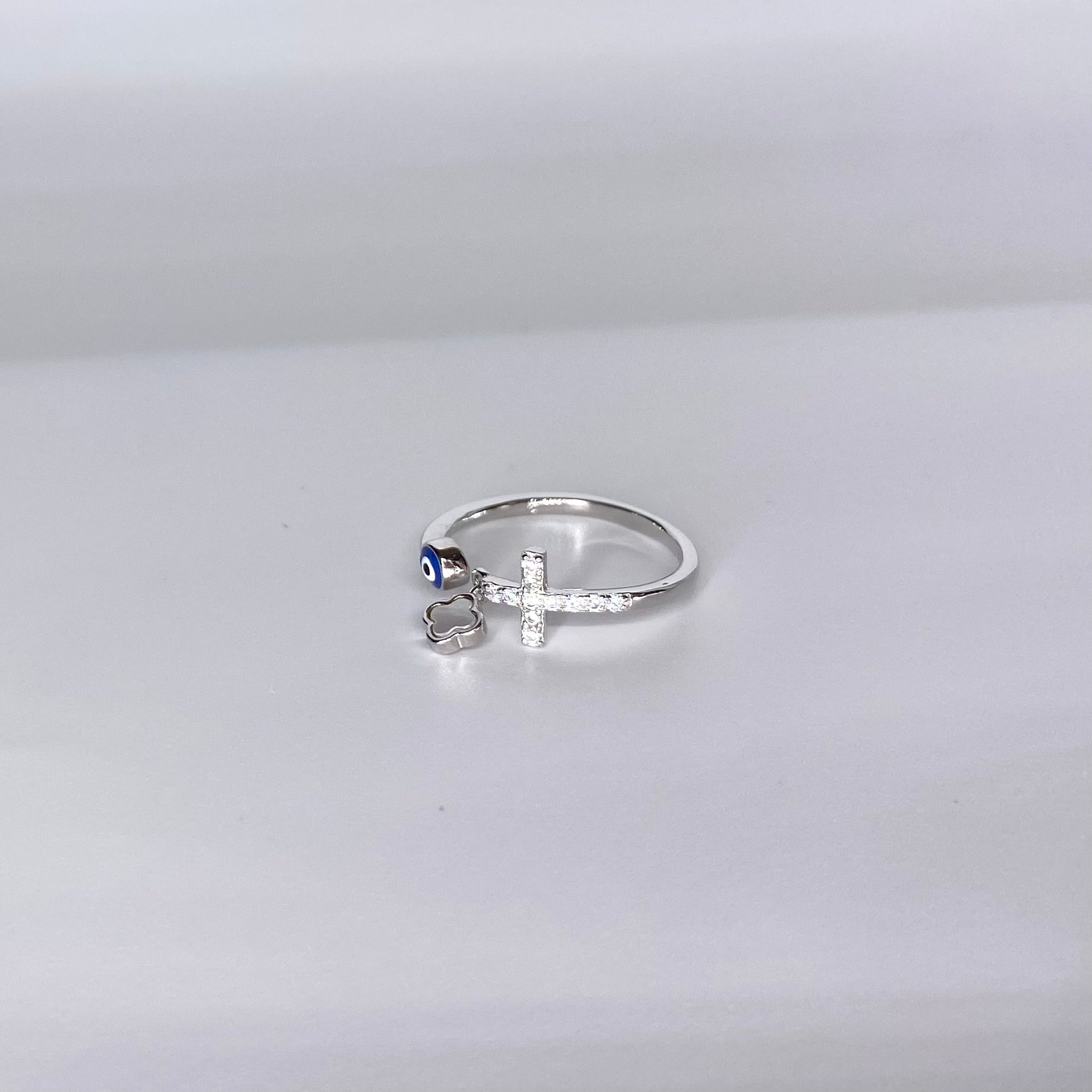 Inel cruce ochi grecesc trifoi Bijuterii din argint Bijuterii din aur Cercei Bratari Pandantive Coliere Bijuterii de lux Bijuterii pentru ocazii speciale Cadouri bijuterii Bijuterii pentru nunti Bijuterii pentru femei
Bijuterii din pietre semipretioase Accesorii bijuterii Reduceri bijuterii
Bijuterii femei  Bijuterii argint925 Inel argint Inel cu perle Bijuterii mireasa
Bijuterii moderne Inele logodna Accesorii femei Outfit Cadou 1 Martie Cadou ziua indragostitilor Idei Cadouri Valentine's Day