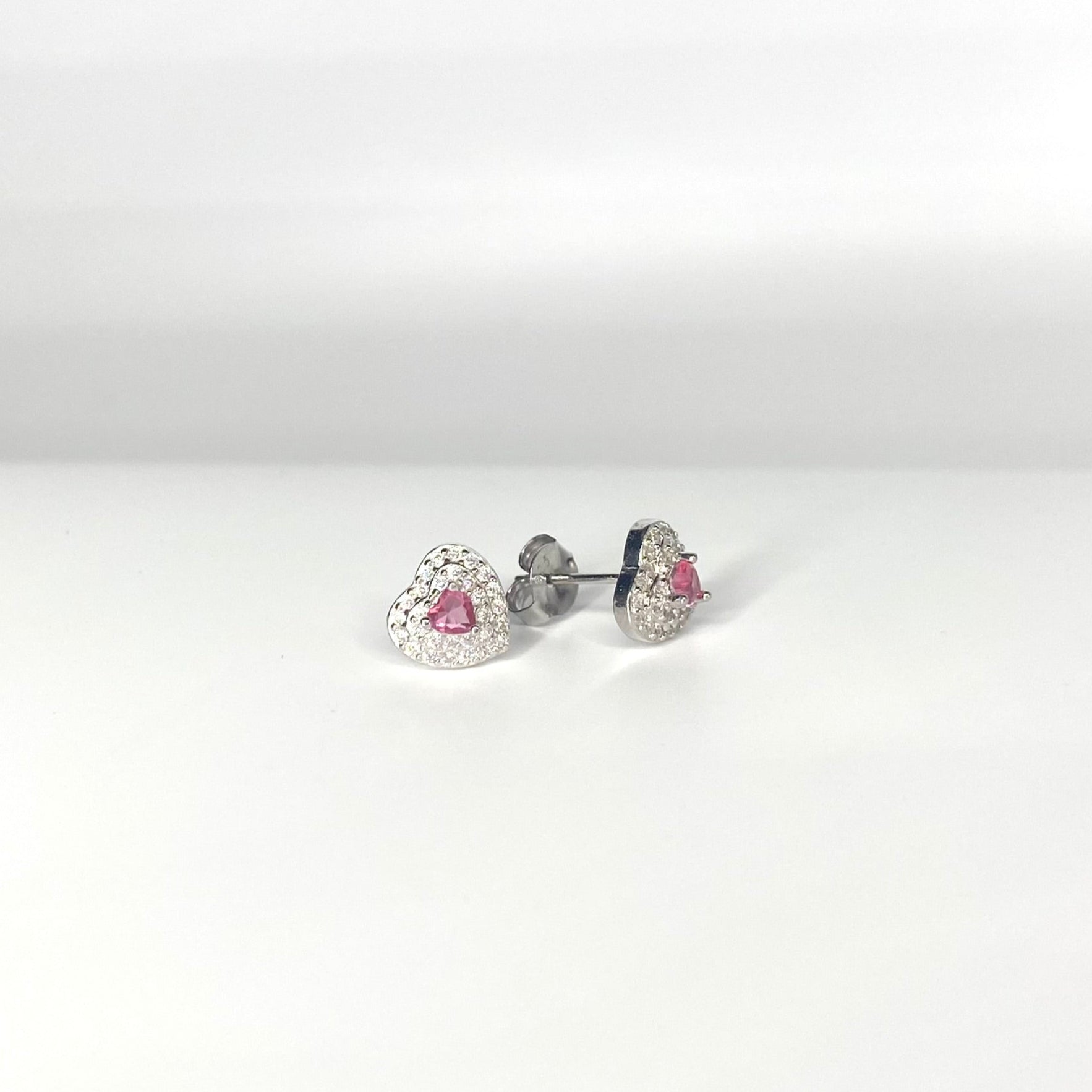 Cercei inima zirconii si piatra rosie Bijuterii din argint Bijuterii din aur Cercei Bratari Pandantive Coliere Bijuterii de lux Bijuterii pentru ocazii speciale Cadouri bijuterii Bijuterii pentru nunti Bijuterii pentru femei
Bijuterii din pietre semipretioase Accesorii bijuterii Reduceri bijuterii
Bijuterii femei  Bijuterii argint925 Inel argint Inel cu perle Bijuterii mireasa
Bijuterii moderne Inele logodna Accesorii femei Outfit Cadou 1 Martie Cadou ziua indragostitilor Idei Cadouri Valentine’s Day 