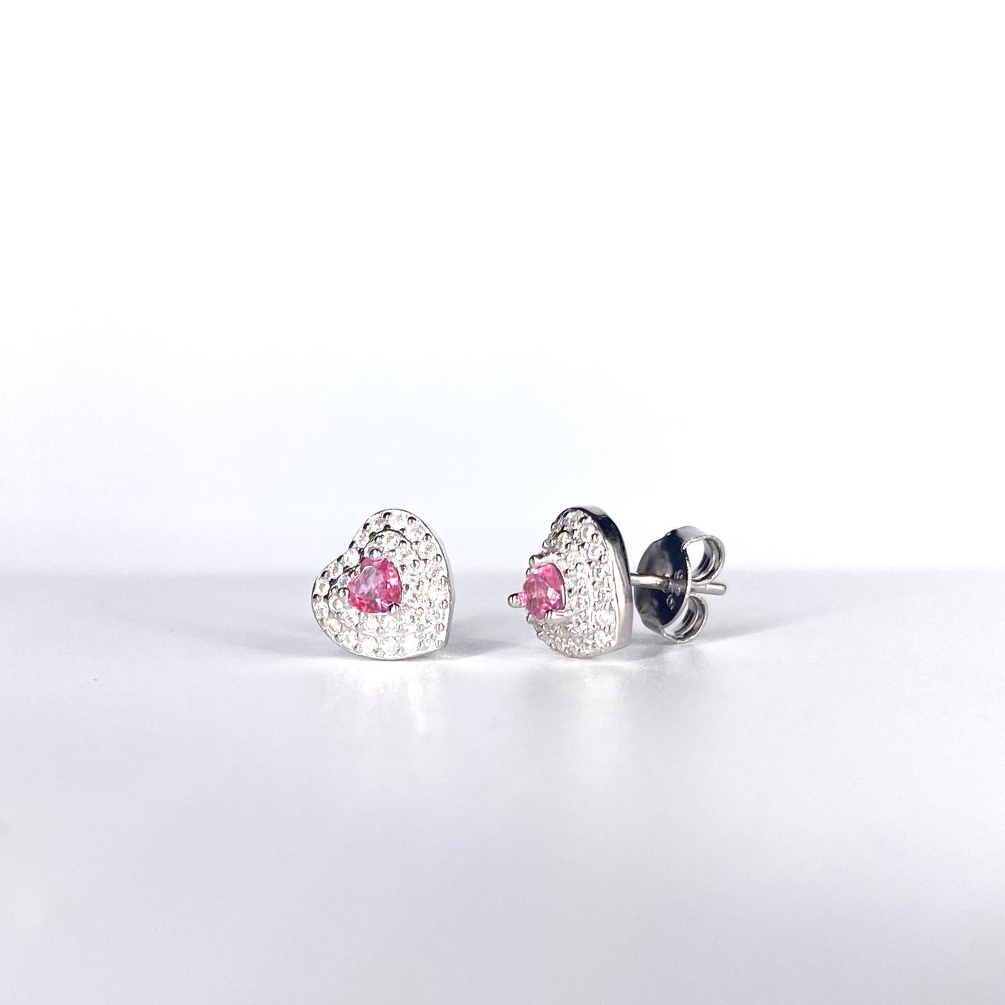 Cercei inima zirconii si piatra rosie Bijuterii din argint Bijuterii din aur Cercei Bratari Pandantive Coliere Bijuterii de lux Bijuterii pentru ocazii speciale Cadouri bijuterii Bijuterii pentru nunti Bijuterii pentru femei
Bijuterii din pietre semipretioase Accesorii bijuterii Reduceri bijuterii
Bijuterii femei  Bijuterii argint925 Inel argint Inel cu perle Bijuterii mireasa
Bijuterii moderne Inele logodna Accesorii femei Outfit Cadou 1 Martie Cadou ziua indragostitilor Idei Cadouri Valentine’s Day 