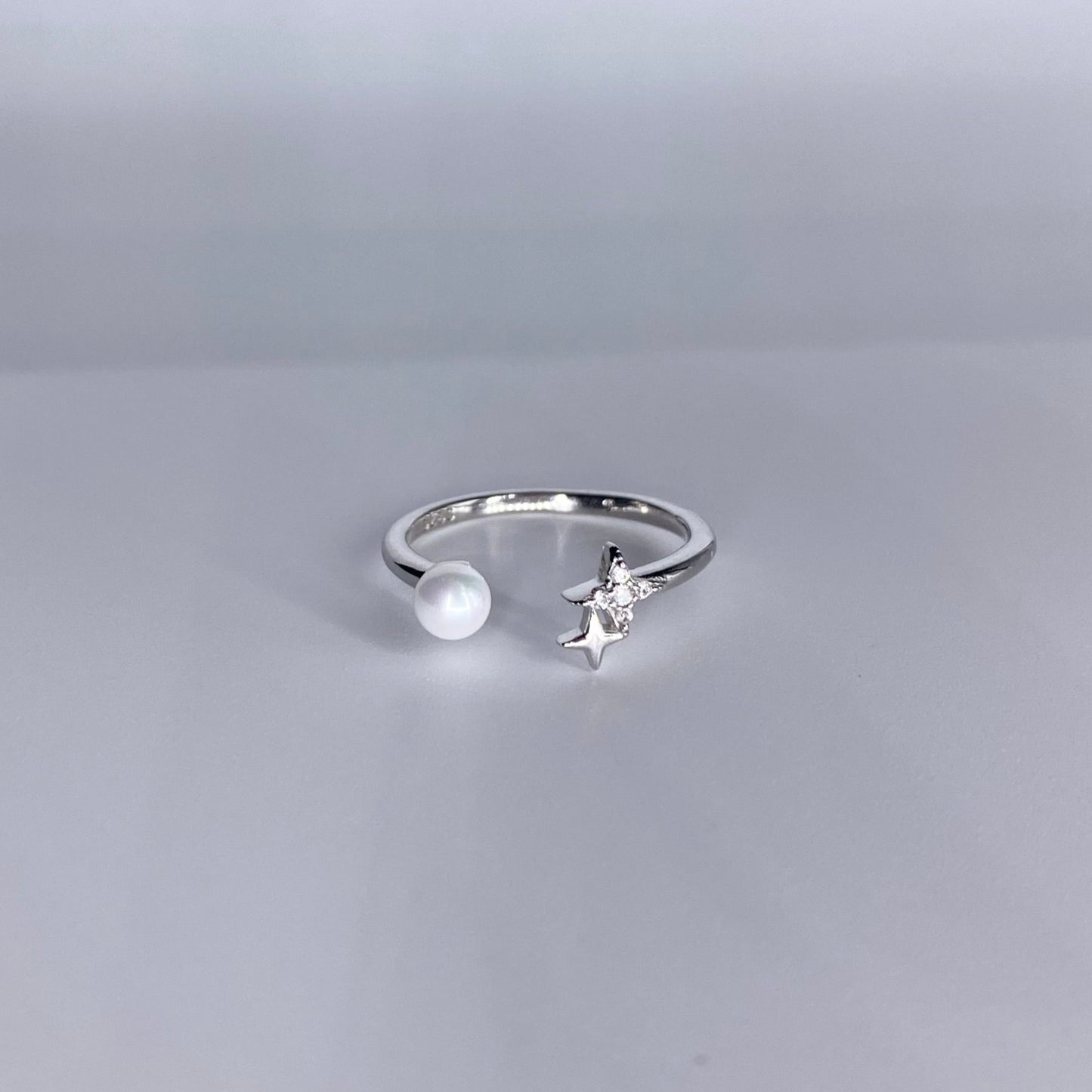 Inel perla si stelute albe lant Bijuterii din argint Bijuterii din aur Cercei Bratari Pandantive Coliere Bijuterii de lux Bijuterii pentru ocazii speciale Cadouri bijuterii Bijuterii pentru nunti Bijuterii pentru femei
Bijuterii din pietre semipretioase Accesorii bijuterii Reduceri bijuterii
Bijuterii femei  Bijuterii argint925 Inel argint Inel cu perle Bijuterii mireasa
Bijuterii moderne Inele logodna Accesorii femei Outfit Cadou 1 Martie Cadou ziua indragostitilor Idei Cadouri Valentine's Day