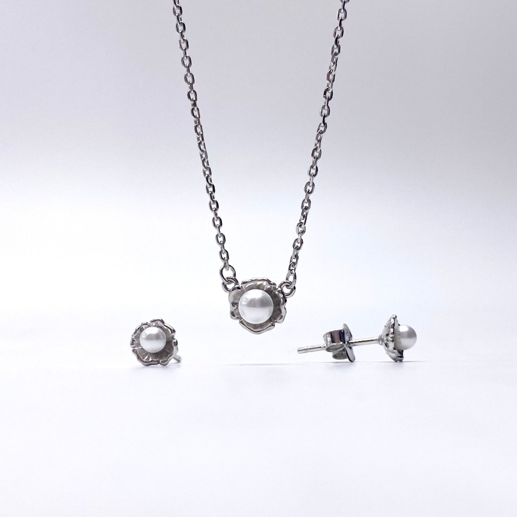 Set floare stilizata mata perla Bijuterii din argint Bijuterii din aur Cercei Bratari Pandantive Coliere Bijuterii de lux Bijuterii pentru ocazii speciale Cadouri bijuterii Bijuterii pentru nunti Bijuterii pentru femei
Bijuterii din pietre semipretioase Accesorii bijuterii Reduceri bijuterii
Bijuterii femei  Bijuterii argint925 Inel argint Inel cu perle Bijuterii mireasa
Bijuterii moderne Inele logodna Accesorii femei Outfit Cadou 1 Martie Cadou ziua indragostitilor Idei Cadouri Valentine’s Day 