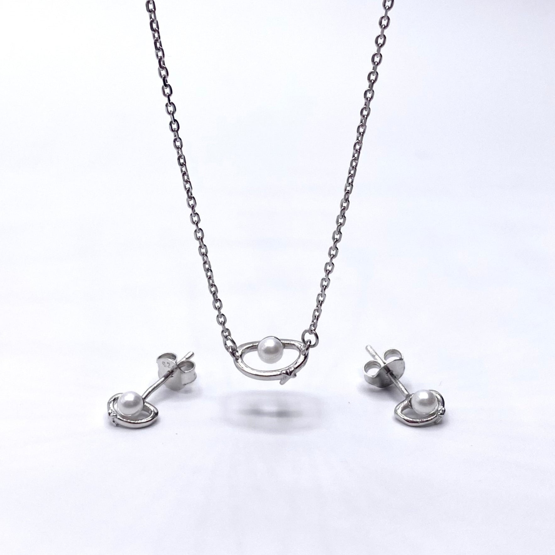 Pandant minimalist cu perla Bijuterii din argint Bijuterii din aur Cercei Bratari Pandantive Coliere Bijuterii de lux Bijuterii pentru ocazii speciale Cadouri bijuterii Bijuterii pentru nunti Bijuterii pentru femei
Bijuterii din pietre semipretioase Accesorii bijuterii Reduceri bijuterii
Bijuterii femei  Bijuterii argint925 Inel argint Inel cu perle Bijuterii mireasa
Bijuterii moderne Inele logodna Accesorii femei Outfit Cadou 1 Martie Cadou ziua indragostitilor Idei Cadouri 8 Martie Martisoare