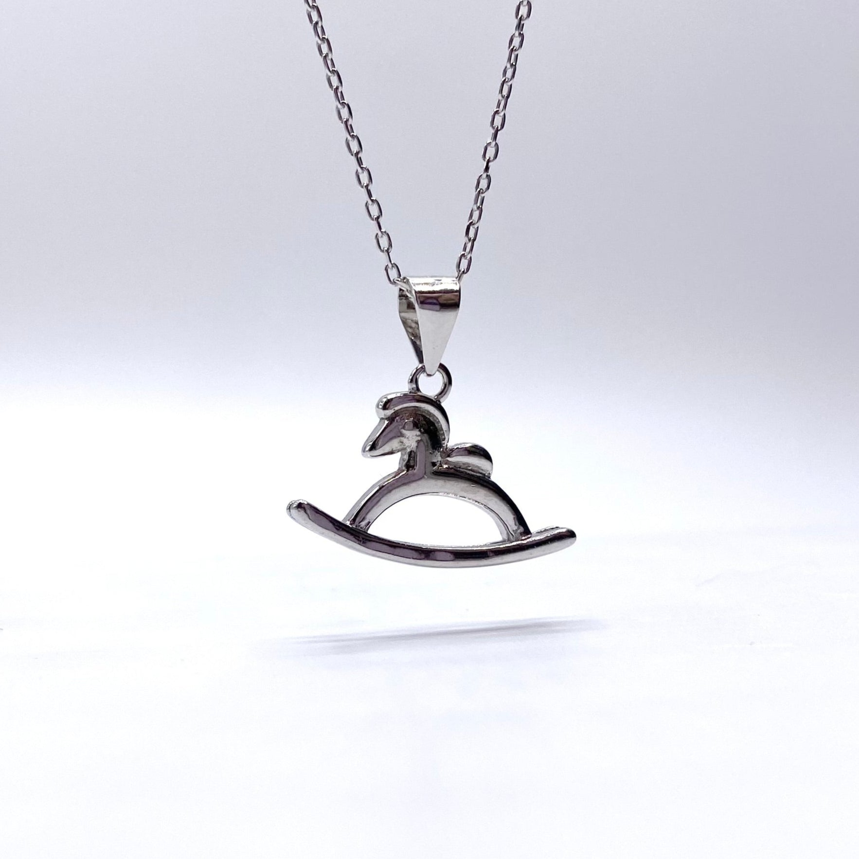 Pandant calut Bijuterii din argint Bijuterii din aur Cercei Bratari Pandantive Coliere Bijuterii de lux Bijuterii pentru ocazii speciale Cadouri bijuterii Bijuterii pentru nunti Bijuterii pentru femei
Bijuterii din pietre semipretioase Accesorii bijuterii Reduceri bijuterii
Bijuterii femei  Bijuterii argint925 Inel argint Inel cu perle Bijuterii mireasa
Bijuterii moderne Inele logodna Accesorii femei Outfit Cadou 1 Martie Cadou ziua indragostitilor Idei Cadouri 8  Martisoare