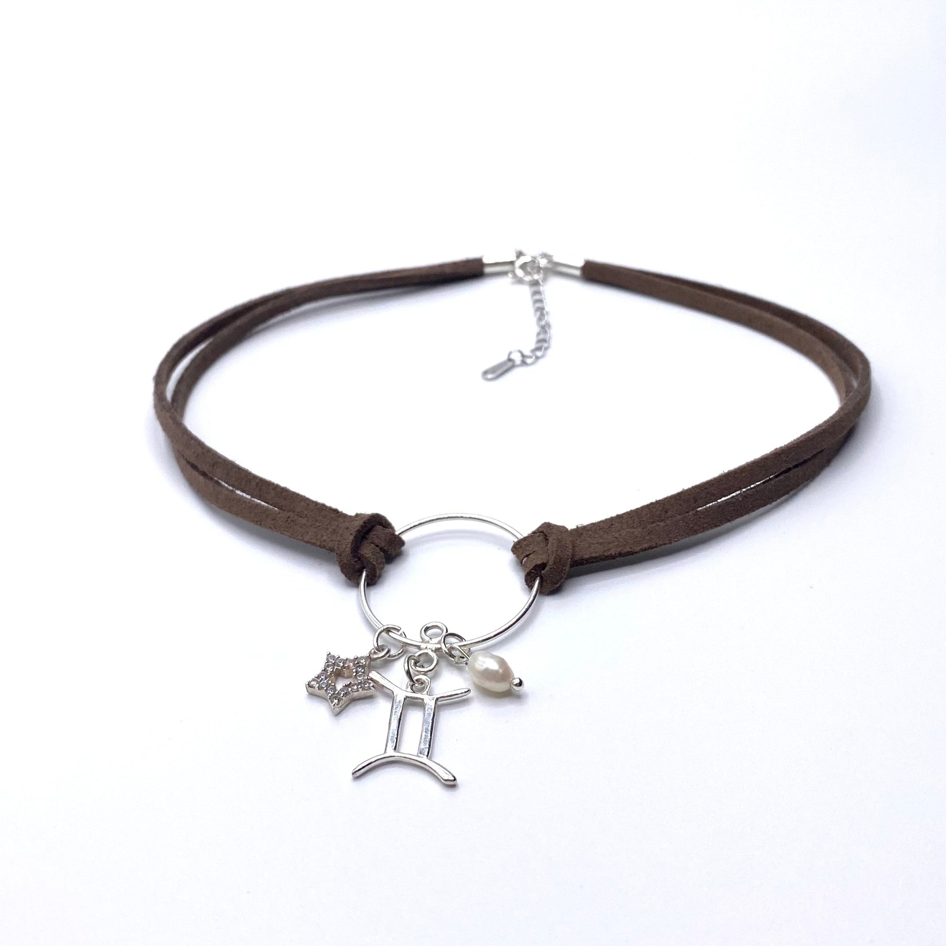 Colier suede piele intoarsa Bijuterii din argint aur Cercei Bratari Pandantive Coliere Bijuterii de lux Bijuterii pentru ocazii  Cadouri bijuterii Bijuterii pentru nunti Bijuterii pentru femei 
Bijuterii pietre semipretioase Accesorii bijuterii Accesorii festival
Bijuterii femei  Bijuterii argint925 Inel argint Inel cu perle Bijuterii mireasa
Bijuterii vara Bijuterii vara 2025 Accesorii femei  Cadou Bijuterii evil eye  Bijuterii scoica Bijuterii stea de mare Bijuterii vacanta Bijuterii ochi albastru