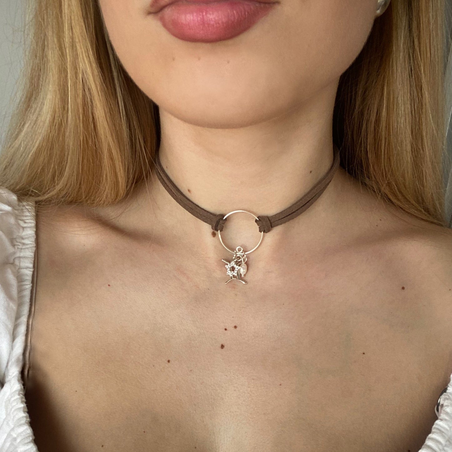 Colier suede piele intoarsa Bijuterii din argint aur Cercei Bratari Pandantive Coliere Bijuterii de lux Bijuterii pentru ocazii  Cadouri bijuterii Bijuterii pentru nunti Bijuterii pentru femei 
Bijuterii pietre semipretioase Accesorii bijuterii Accesorii festival
Bijuterii femei  Bijuterii argint925 Inel argint Inel cu perle Bijuterii mireasa
Bijuterii vara Bijuterii vara 2025 Accesorii femei  Cadou Bijuterii evil eye  Bijuterii scoica Bijuterii stea de mare Bijuterii vacanta Bijuterii ochi albastru